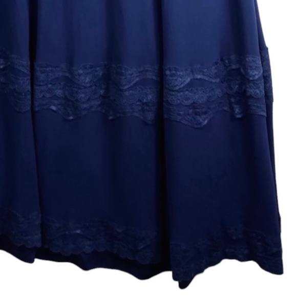 Torrid Sz 3 3X 22 24 Maxi Dress Navy Blue Lace Lacy Slvlss Romantic Boho - Picture 3 of 6